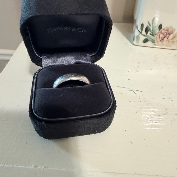 Tiffany & Co. Men's Polished Silver Band - Picture 2 of 2